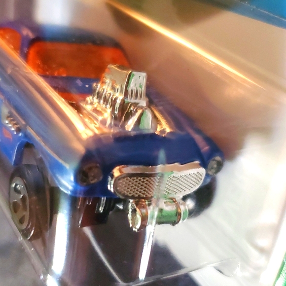 Hot‎ Wheels - Picture 4 of 9